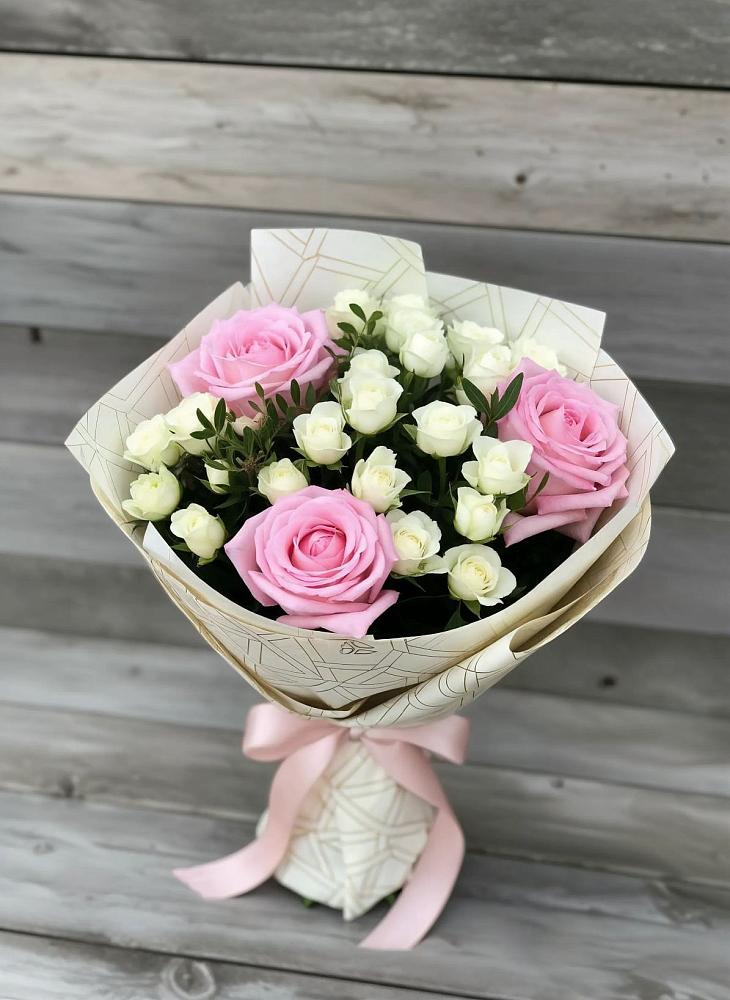 Букет цветов из: Розы в Тропарево