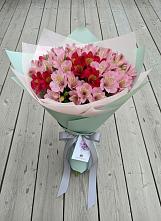 Букет цветов из:  Альстромерии в Тропарево