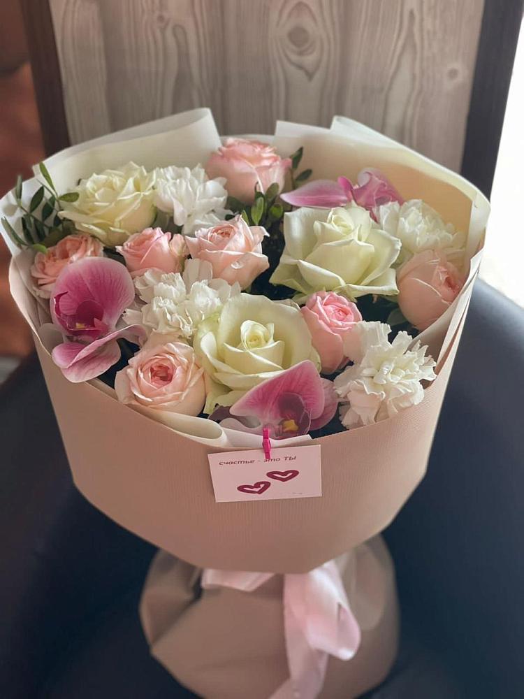 Букет цветов из: Орхидеи, Розы и Гвоздики в Тропарево