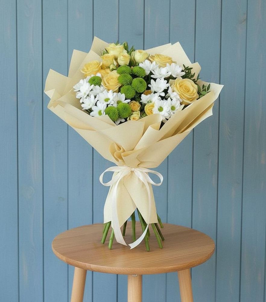 Букет цветов из: Хризантемы и Розы в Тропарево