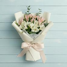 Букет цветов из:  Альстромерии в Тропарево