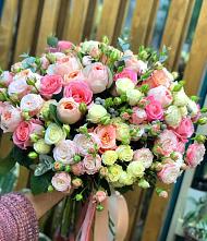 Букет цветов из:  Розы #REPLACE_PRED# Тропарево