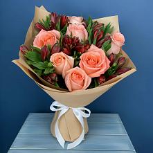 Букет цветов из:  Розы и Альстромерии в Тропарево