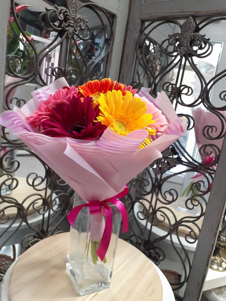 Букет цветов из: Герберы в Тропарево