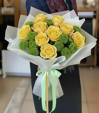 Букет цветов из:  Хризантемы и Розы в Тропарево