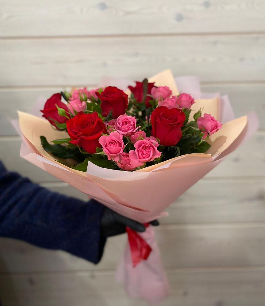 Букет цветов из: Розы в Тропарево