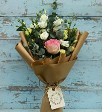 Букет цветов из:  Розы и Лизиантусы в Тропарево