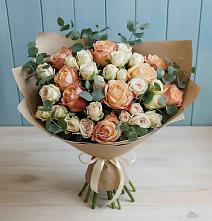 Букет цветов из:  Альстромерии и Розы в Тропарево