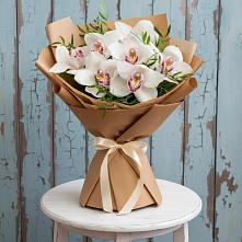 Букет цветов из:  Орхидеи и Розы в Тропарево
